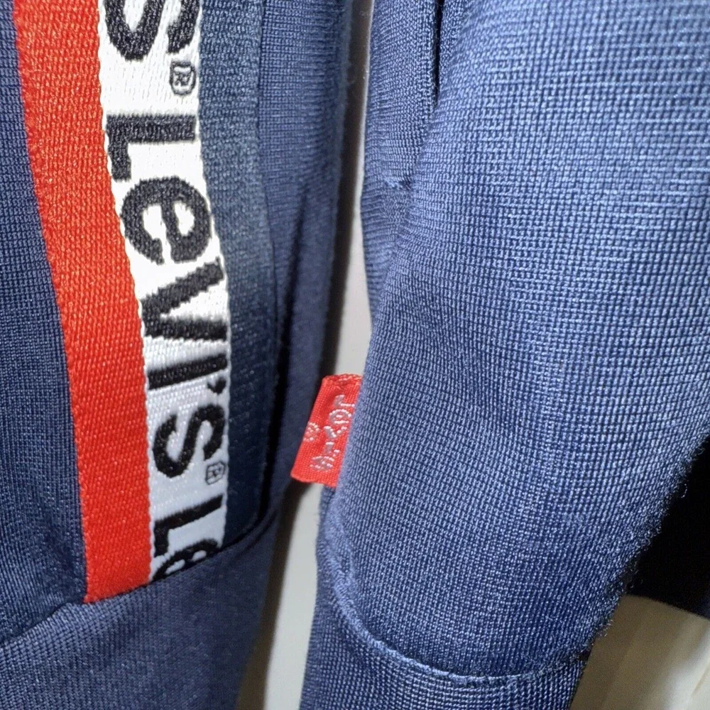 Levis this levi